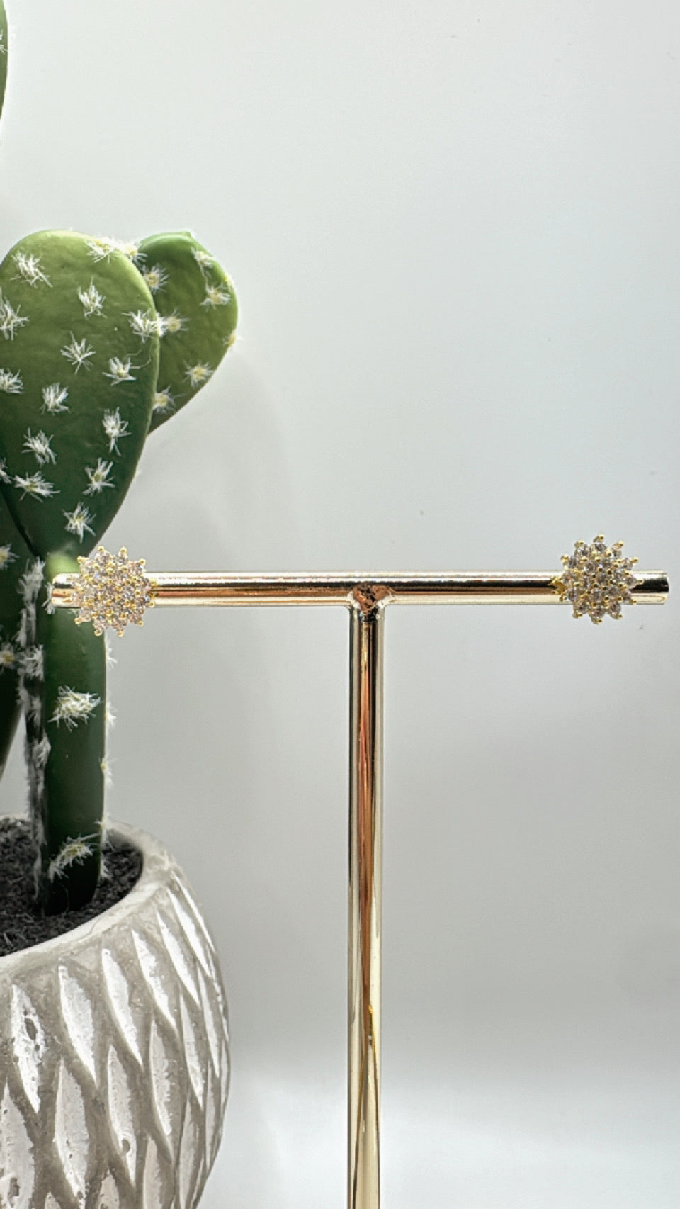 Danita Stud Earrings 18k Gold