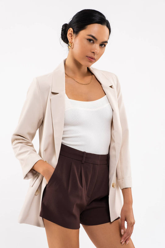 SOLID FOLDED SLEEVE BLAZER