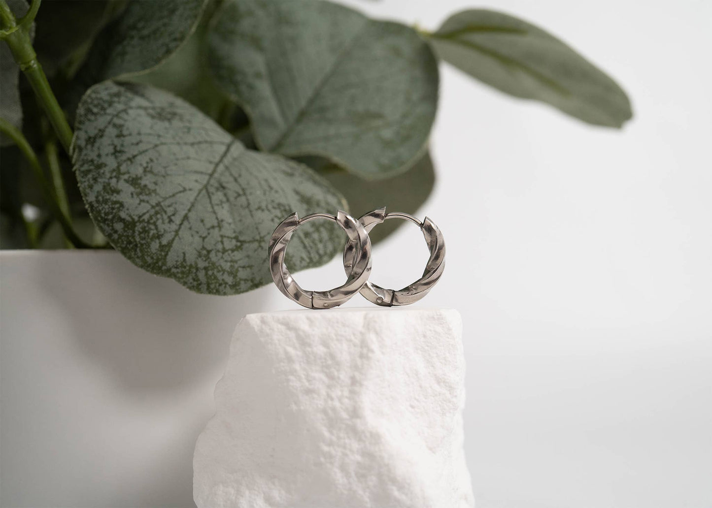 18K Gold PVD Stainless Steel Textured Twisted Huggie Hoop Earrings / ERJ0026: Stainless / 18mm