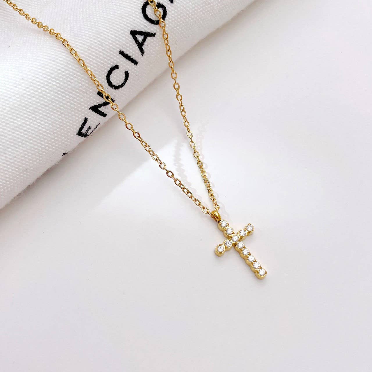 18K STAINLESS STEEL TARNISH FREE CROSS NECKLACE GOLD or Silver