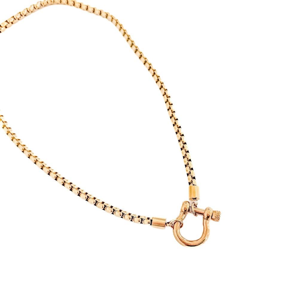 Lucky Me Horseshoe Toggle Necklace - WATERPROOF: Silver