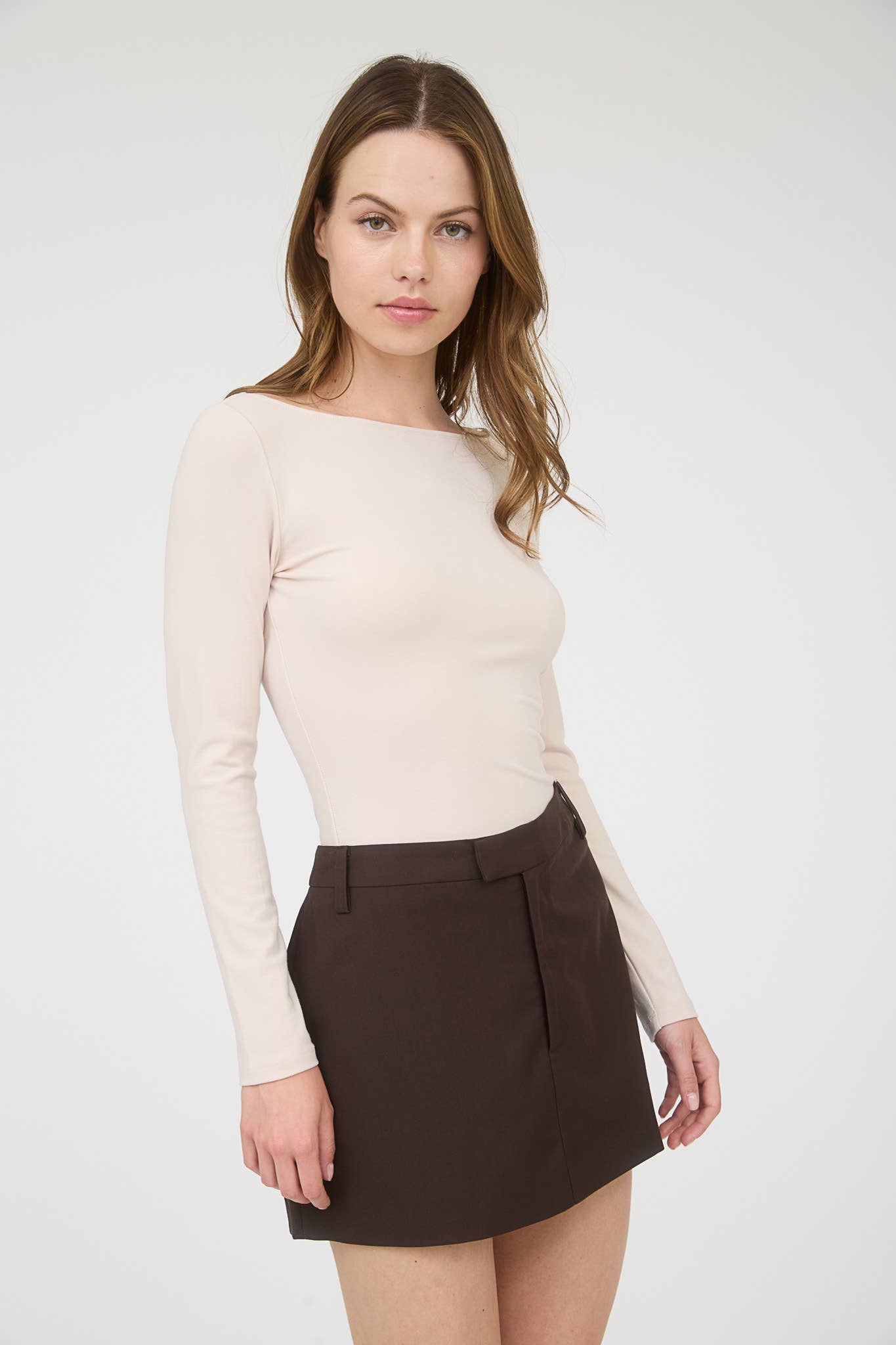 BOAT NECK LONG SLEEVE SOLID KNIT TOP: LIGHT KHAKI