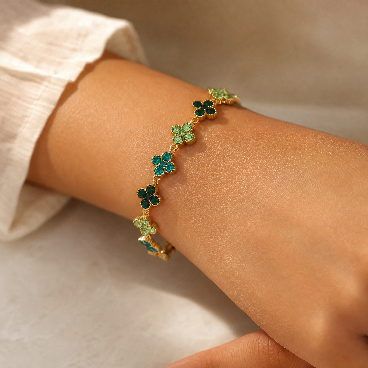 18K Gold Plated Ombre Crystal Clover Chain Bracelet