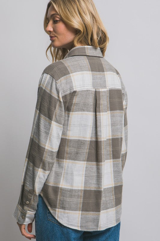 PLAID FLANNEL BUTTON-DOWN
SHIRT