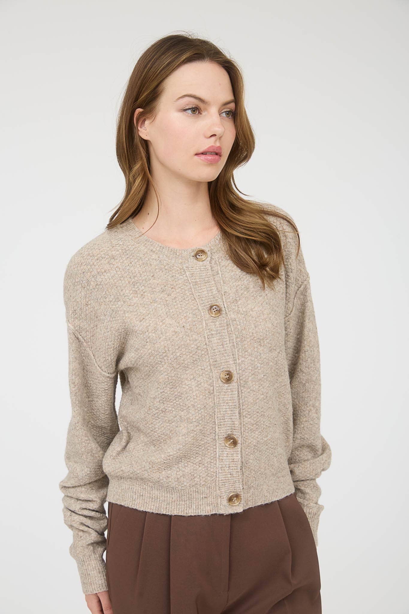 RIBBED TRIM BUTTON DOWN LONG SLEEVE KNIT CARDIGAN