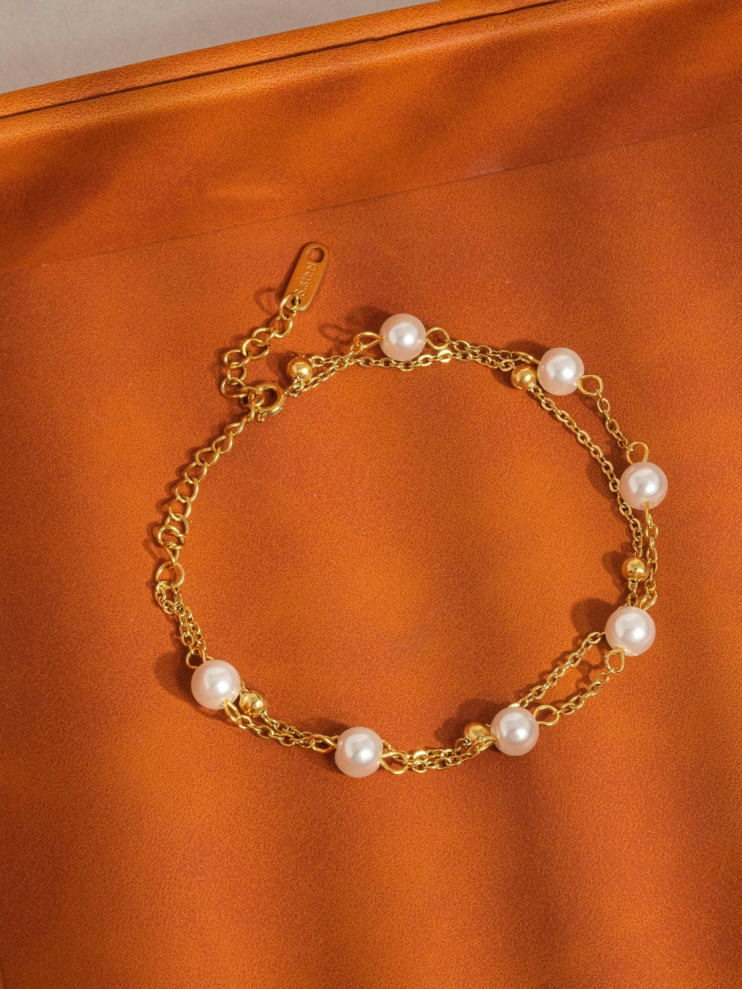 Gilles 18K Non-Tarnish-Layered Pearl Bracelet: Yellow Gold PVD