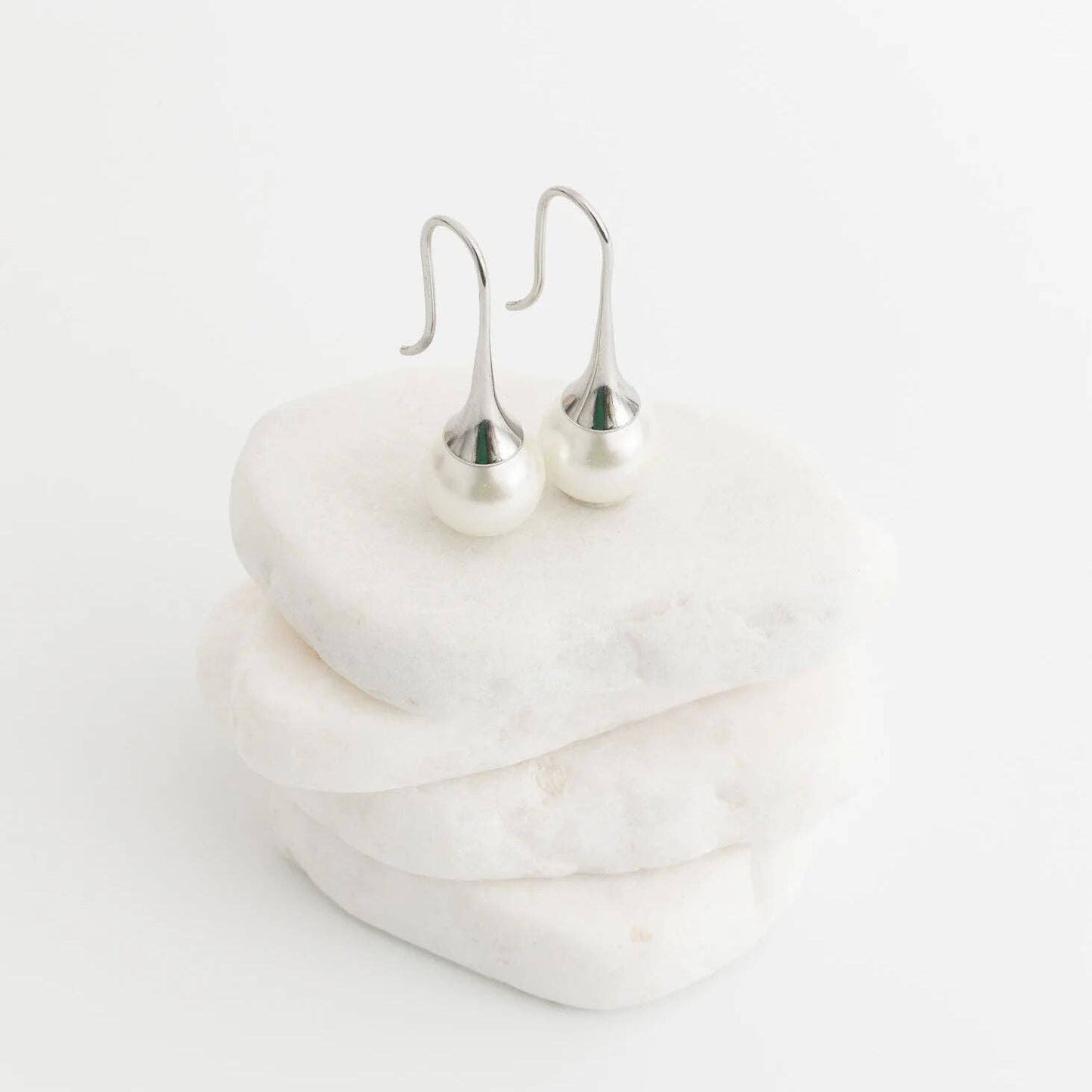 18K Gold PVD Stainless Steel Large Pearl Drop Earrings: Gold