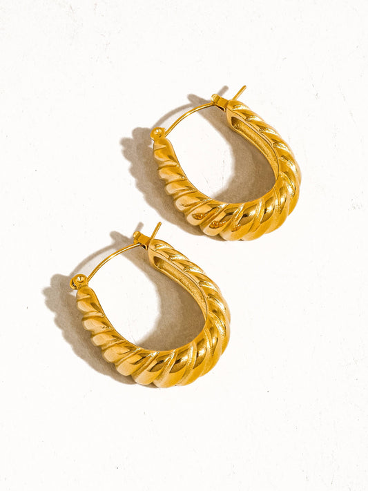 Jordyn 18K Gold Non-Tarnish Croissant Hoop Earring: Yellow Gold
