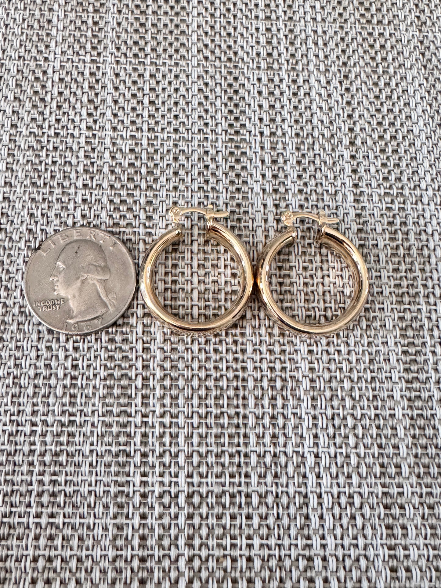 18K Gold Filled 6mm Thin Lever Back Hoop Earrings