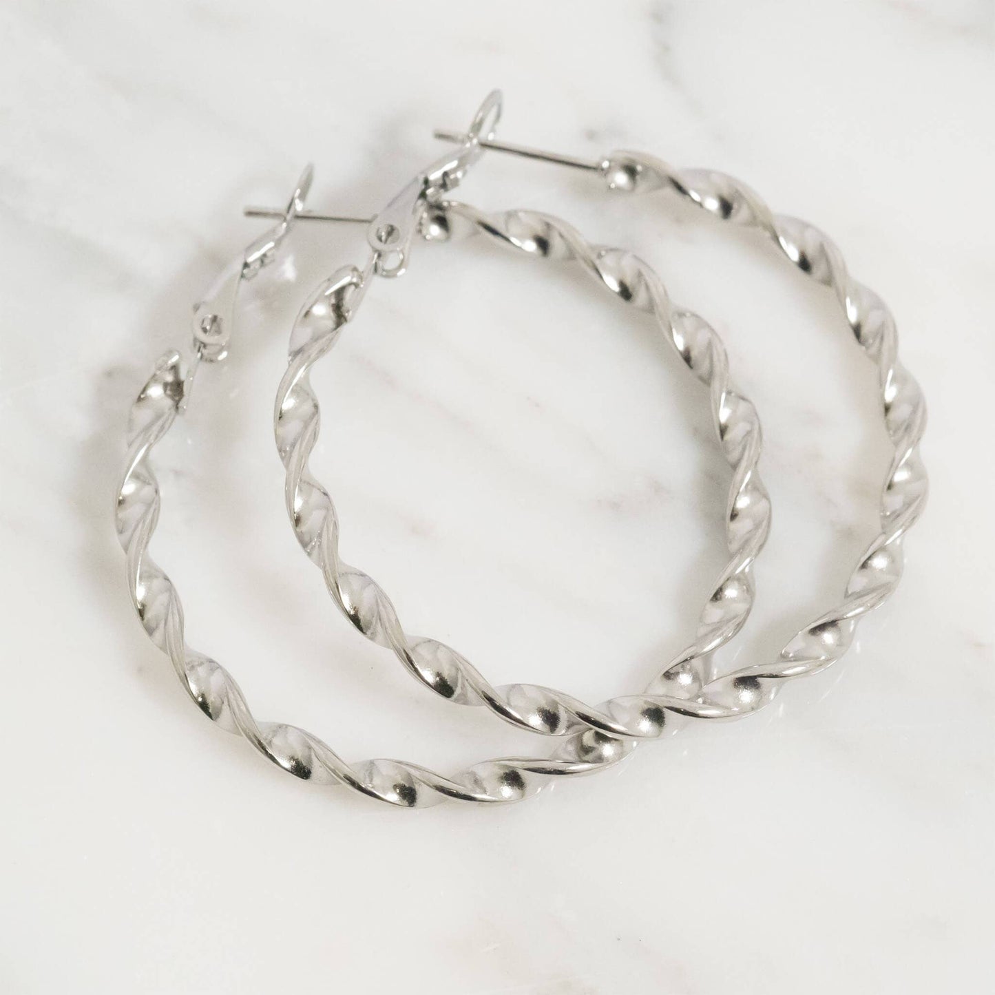 18K Gold PVD Stainless Steel Twist Hoop Earrings: Stainless / 30mm