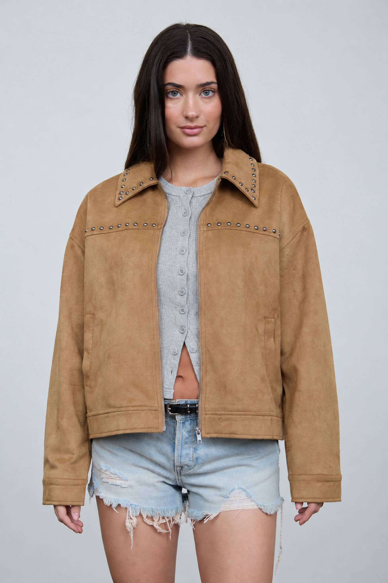 STUDDED COLLARED ZIP-UP SUEDE JACKET: CAMEL