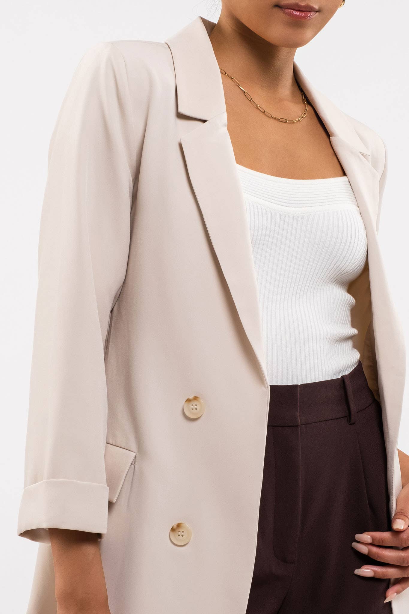 SOLID FOLDED SLEEVE BLAZER