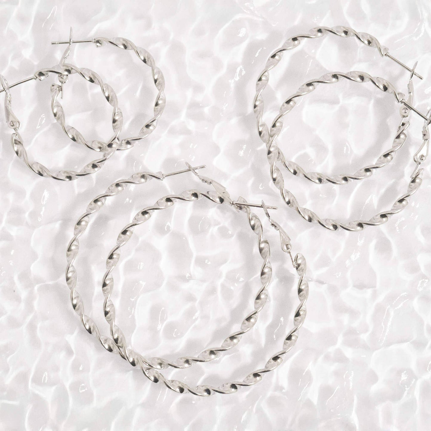 18K Gold PVD Stainless Steel Twist Hoop Earrings: Stainless / 30mm