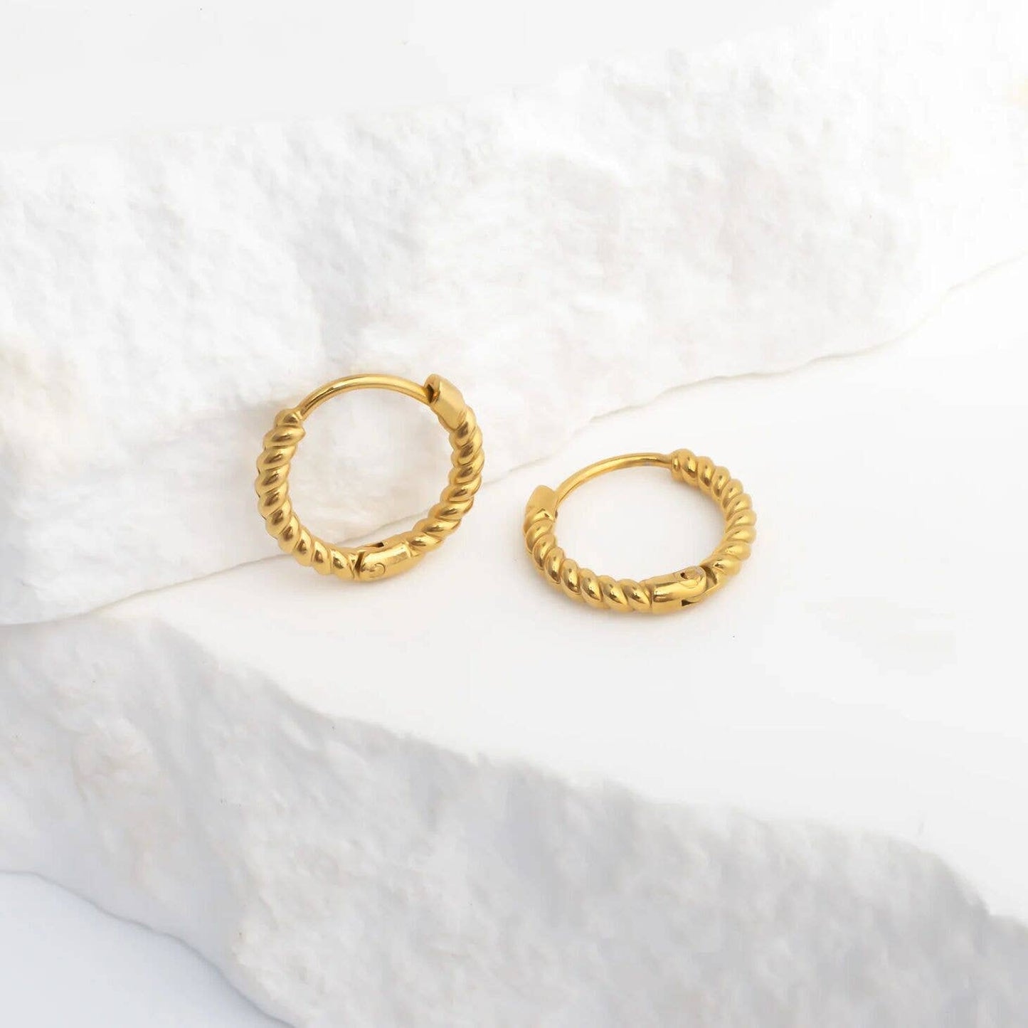 18K Gold PVD Stainless Steel Twisted Hoop Earrings: 10mm