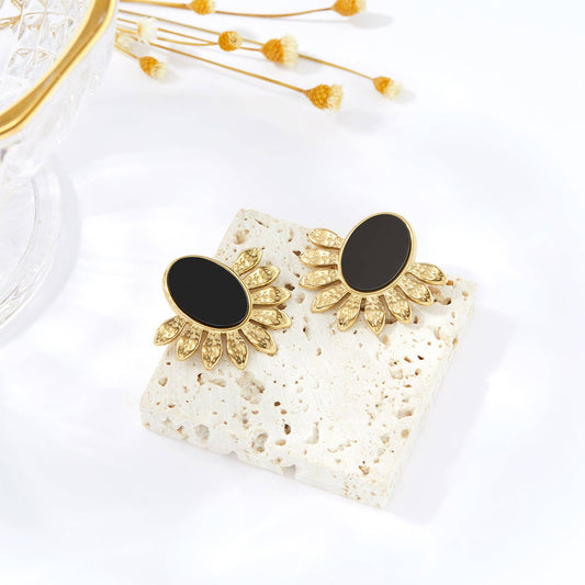 Vintage Gold Textured Sunburst Black Oval Stud Earrings
