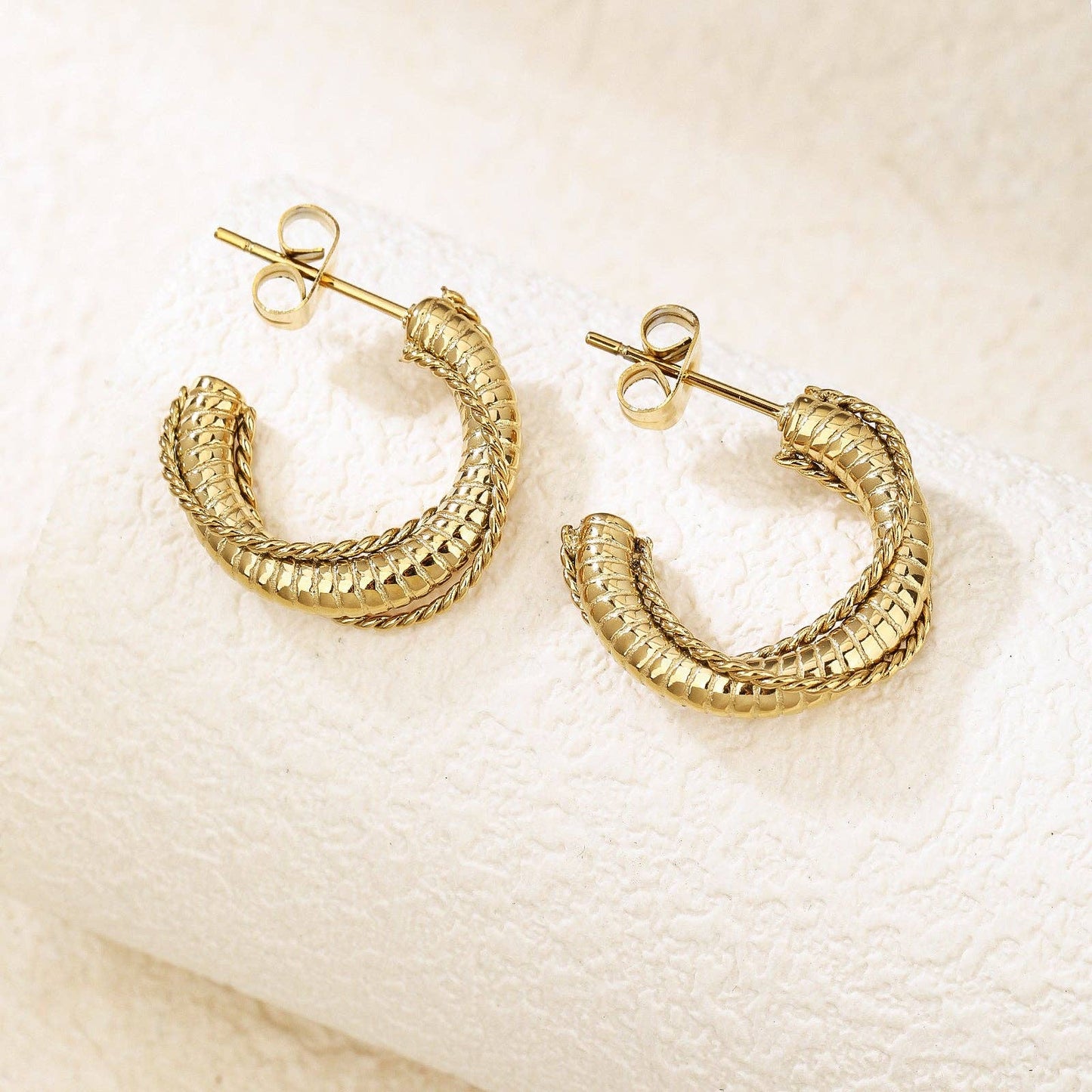 Trendy Chunky Gold Hoop Earrings