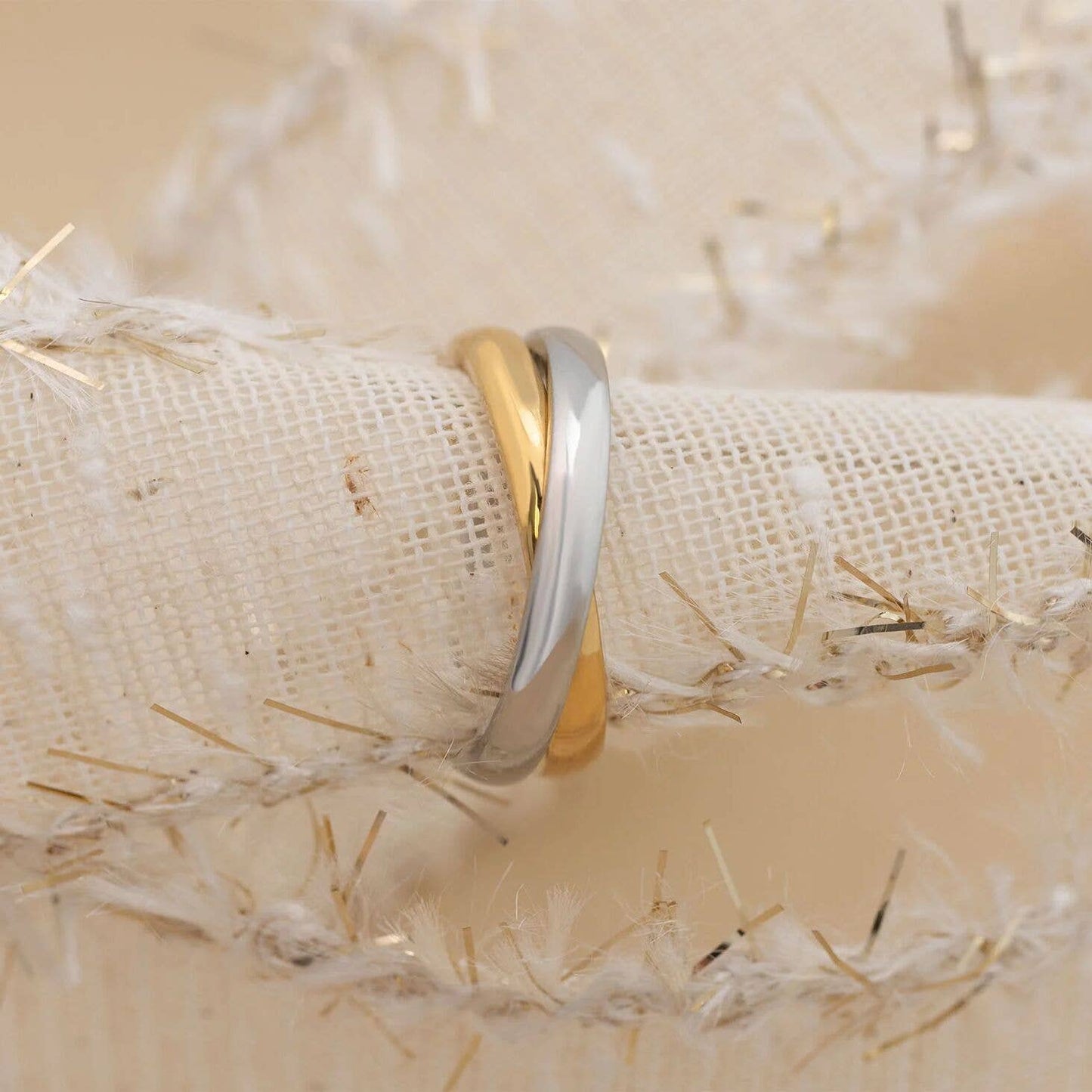 18K Gold PVD Stainless Steel Mixed Metal Intertwined Ring: Mixed Metal